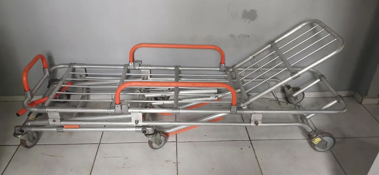Maca retratil para ambulância  - Foto 2