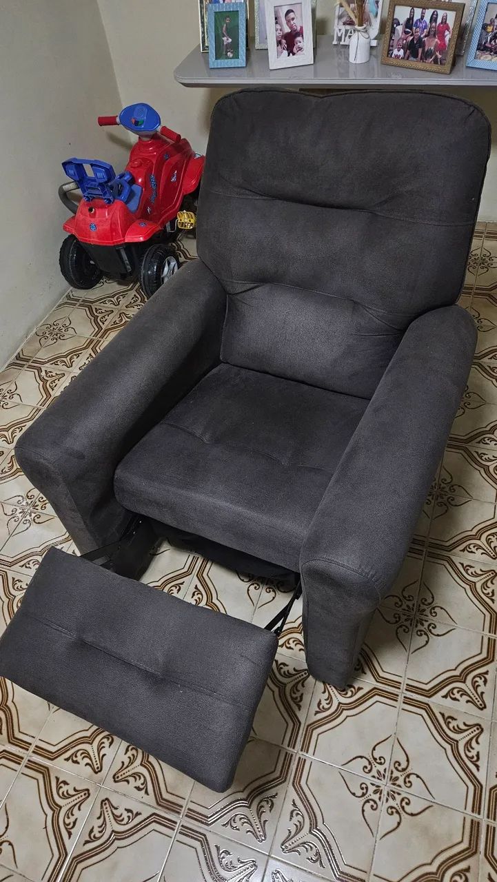 Poltrona Reclinável