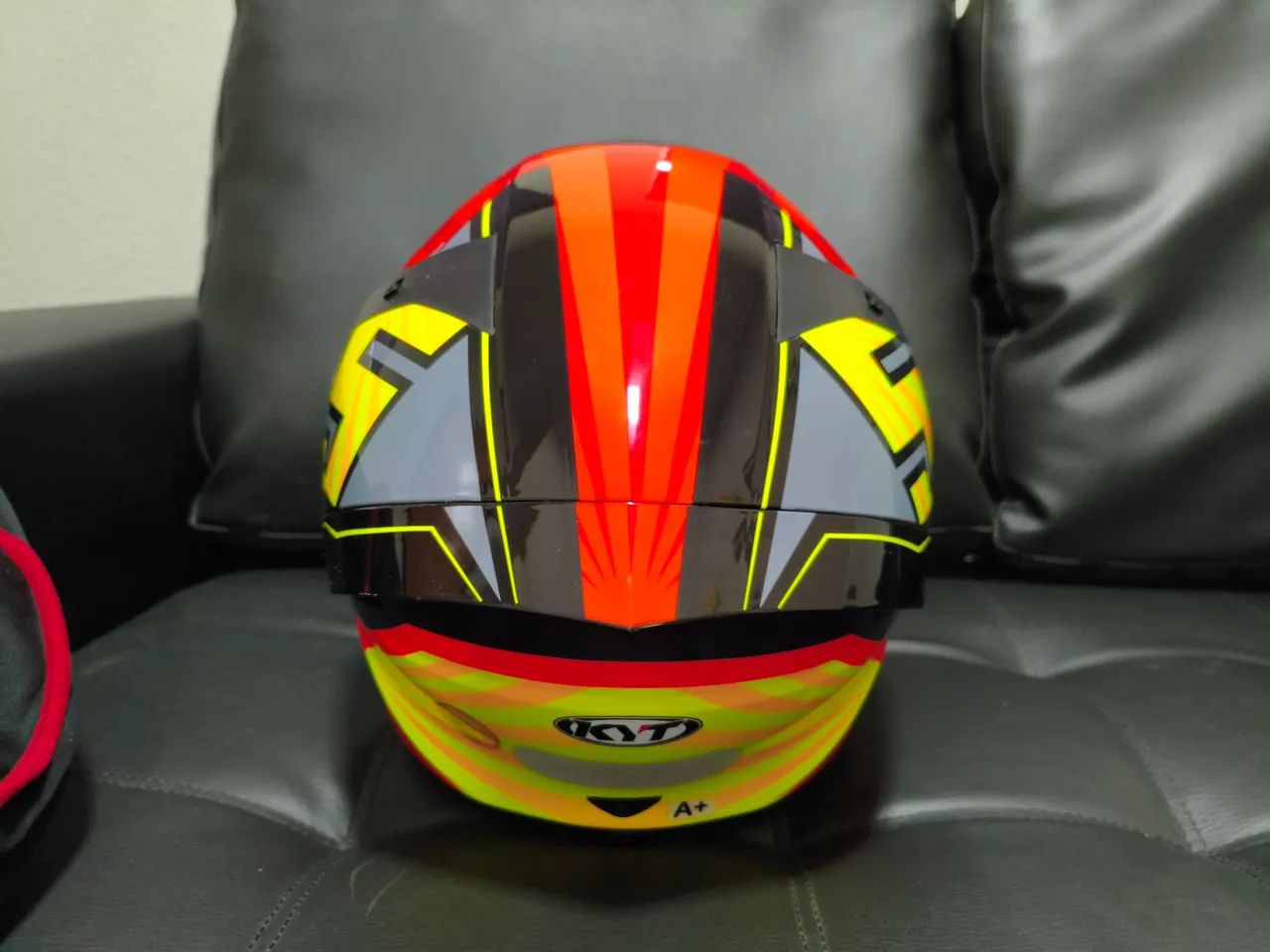 Capacete KYT - Foto 3
