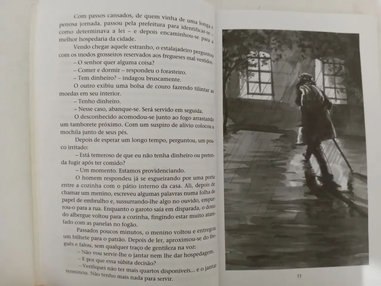Livro os miseráveis editora sipione usado - Foto 3
