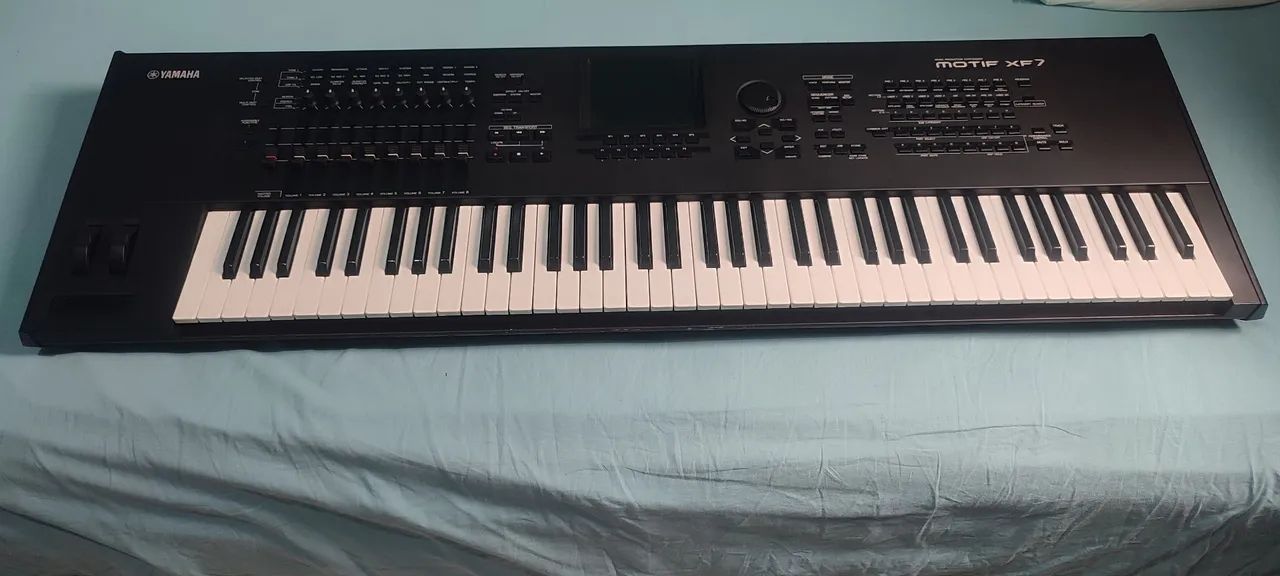 Instrumento super conservado  - Foto 2
