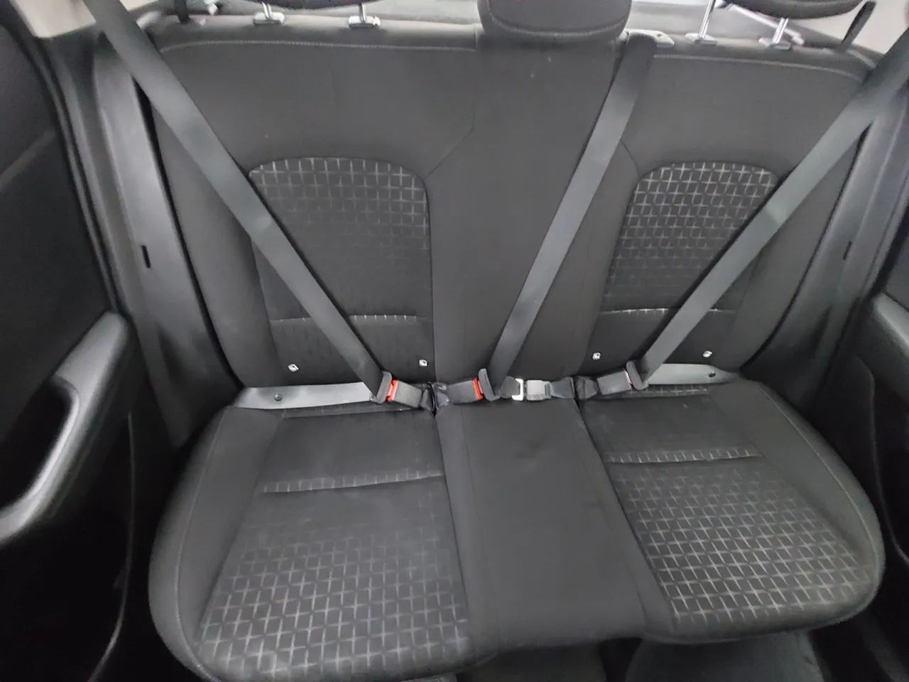 Hyundai HB20 Comfort 1.0 Flex 12V Mec., foto 16 de 18