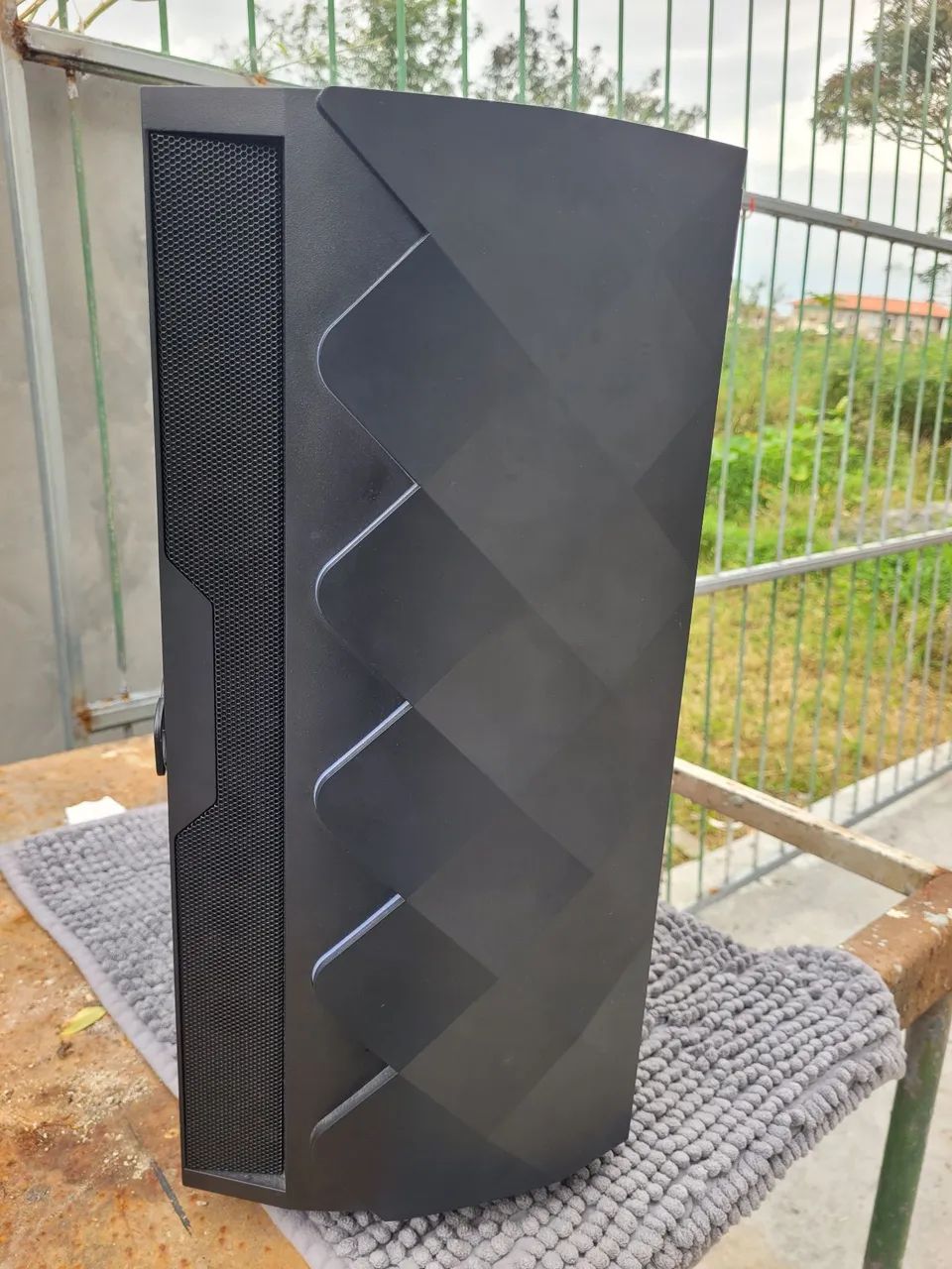 Gabinete gamer da Gamemax
