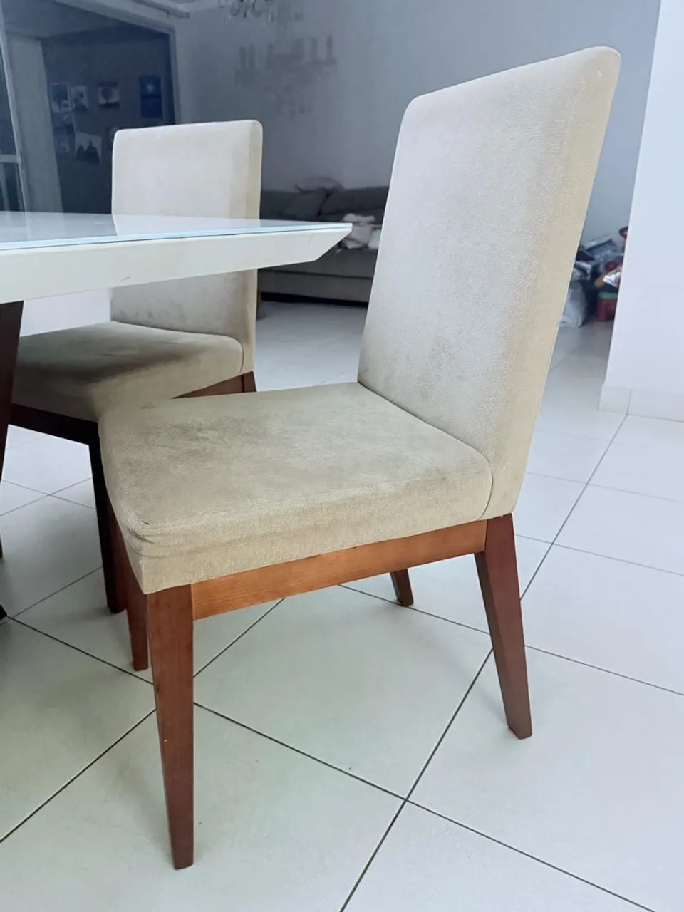 Conjunto de jantar Mesa e 6 cadeiras - Foto 5