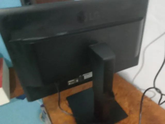 Monitor 24 Polegadas com Base Giratória - Foto 3