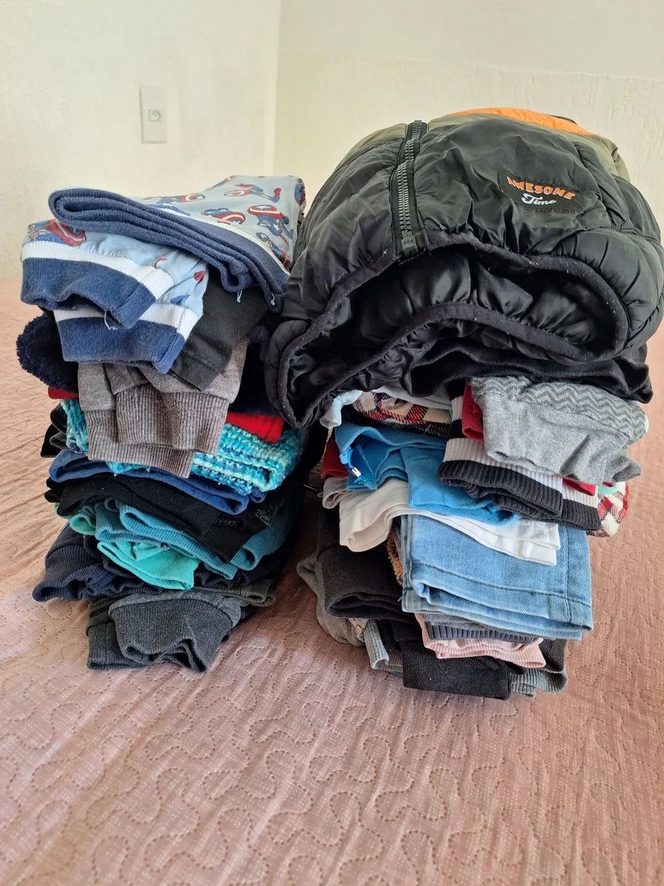 Roupas menino tamanho 3 e 4 calçados  tamanho 24 e 25/26 - Foto 6