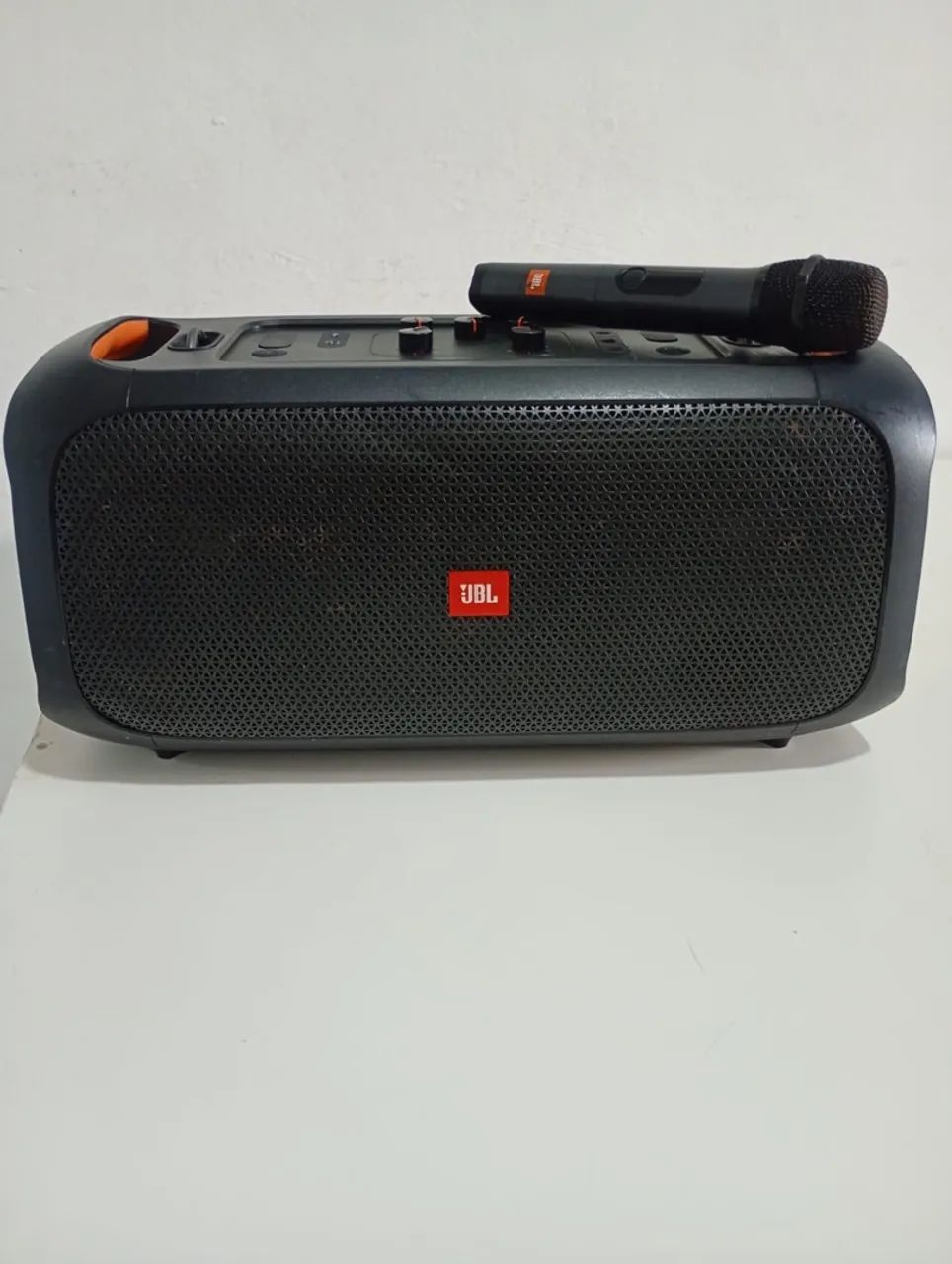 Jbl on the go 