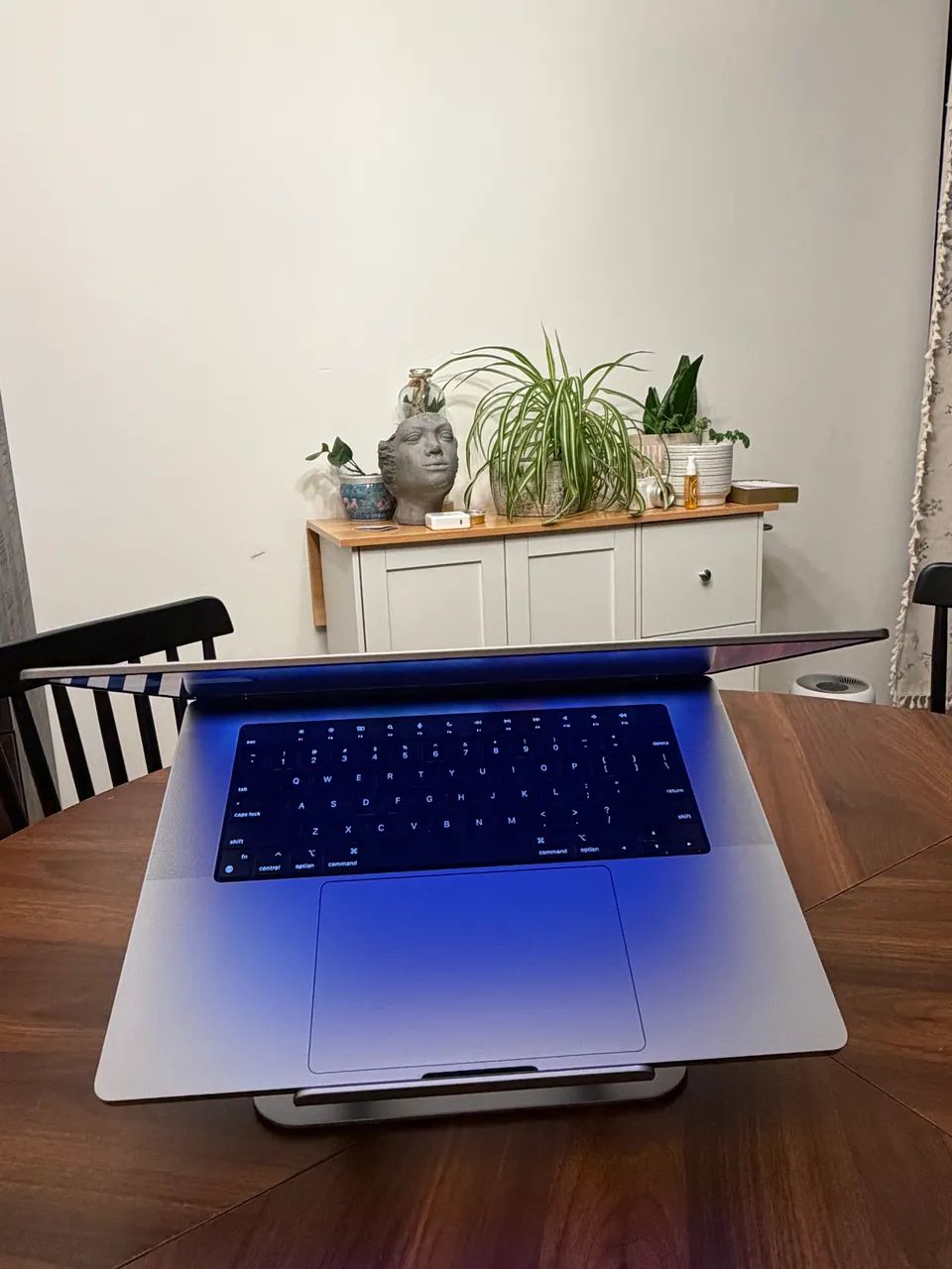 MacBook Pro 16 M1 Max | GPU 32 Núcleos | 32GB | SSD 1TB - Foto 2