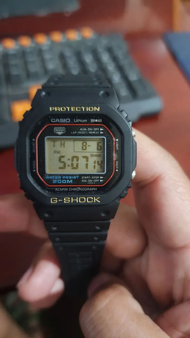 Relógio Casio G-Shock DW-5000C