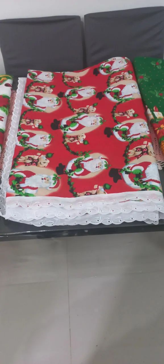 Toalhas de mesas variadas, inclusive para o Natal. - Foto 5