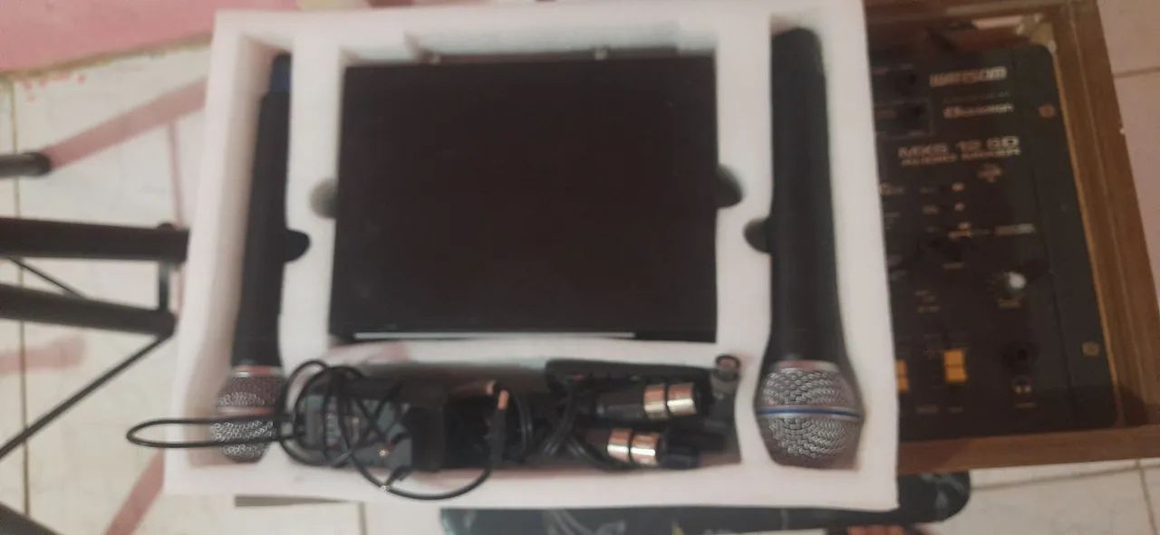 Microfone sem fio shure