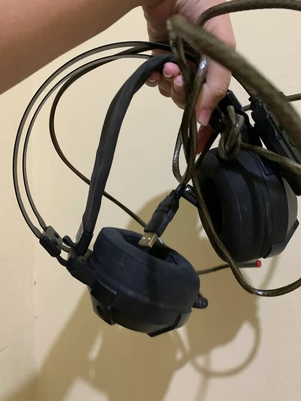 Fone de ouvido gamer usb com luzes e microfone - Foto 5