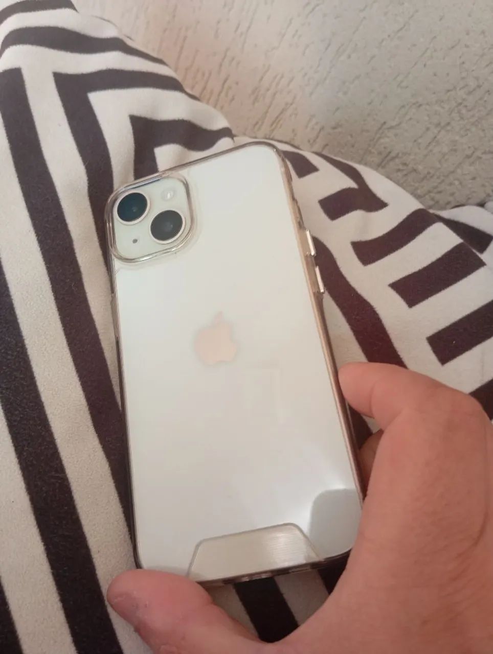 Iphone 14 zero sem riscos funcionando excelente bateria 84%  - Foto 5