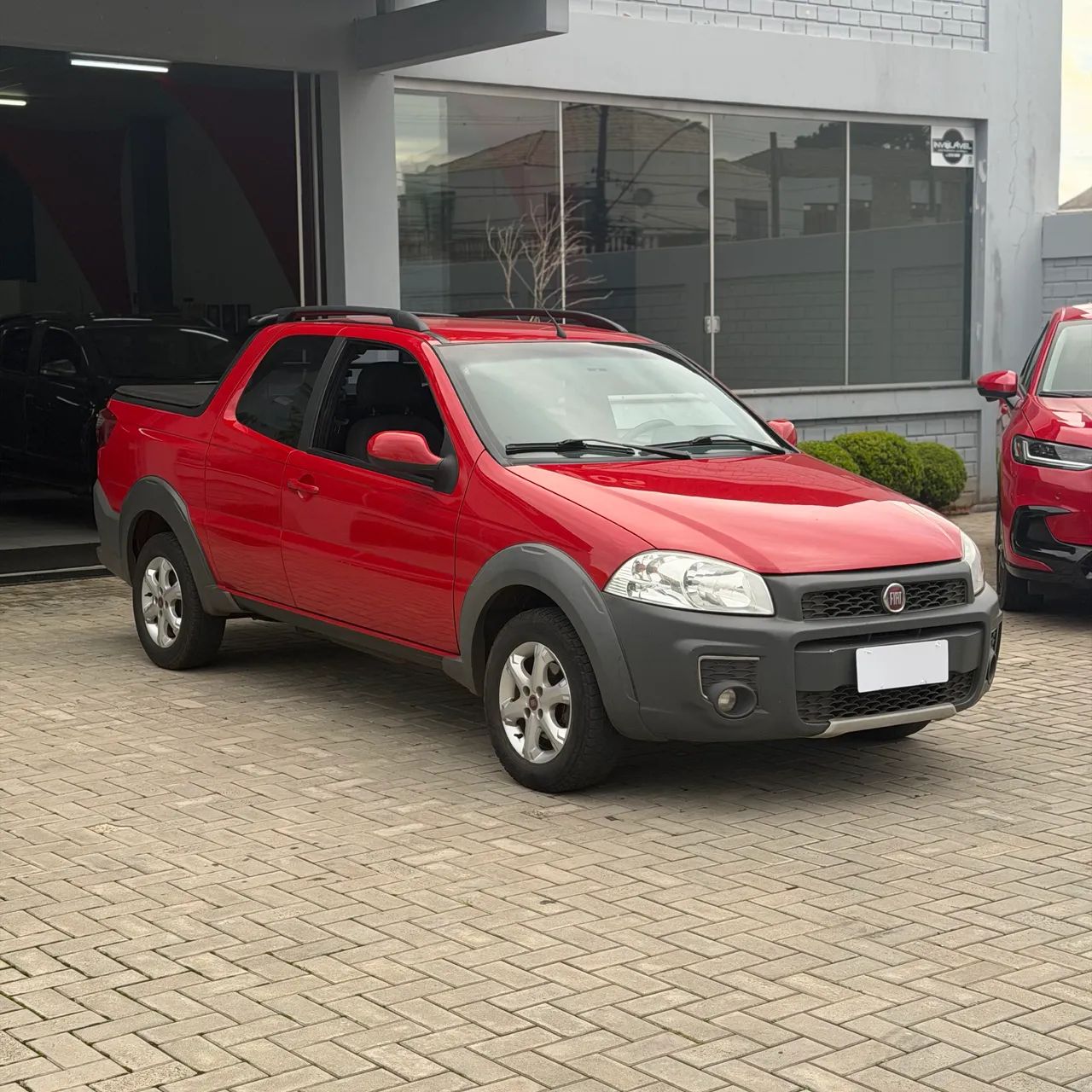 Fiat Strada Working Hard 1.4 Fire Flex 8V CD 2018 - Foto 2