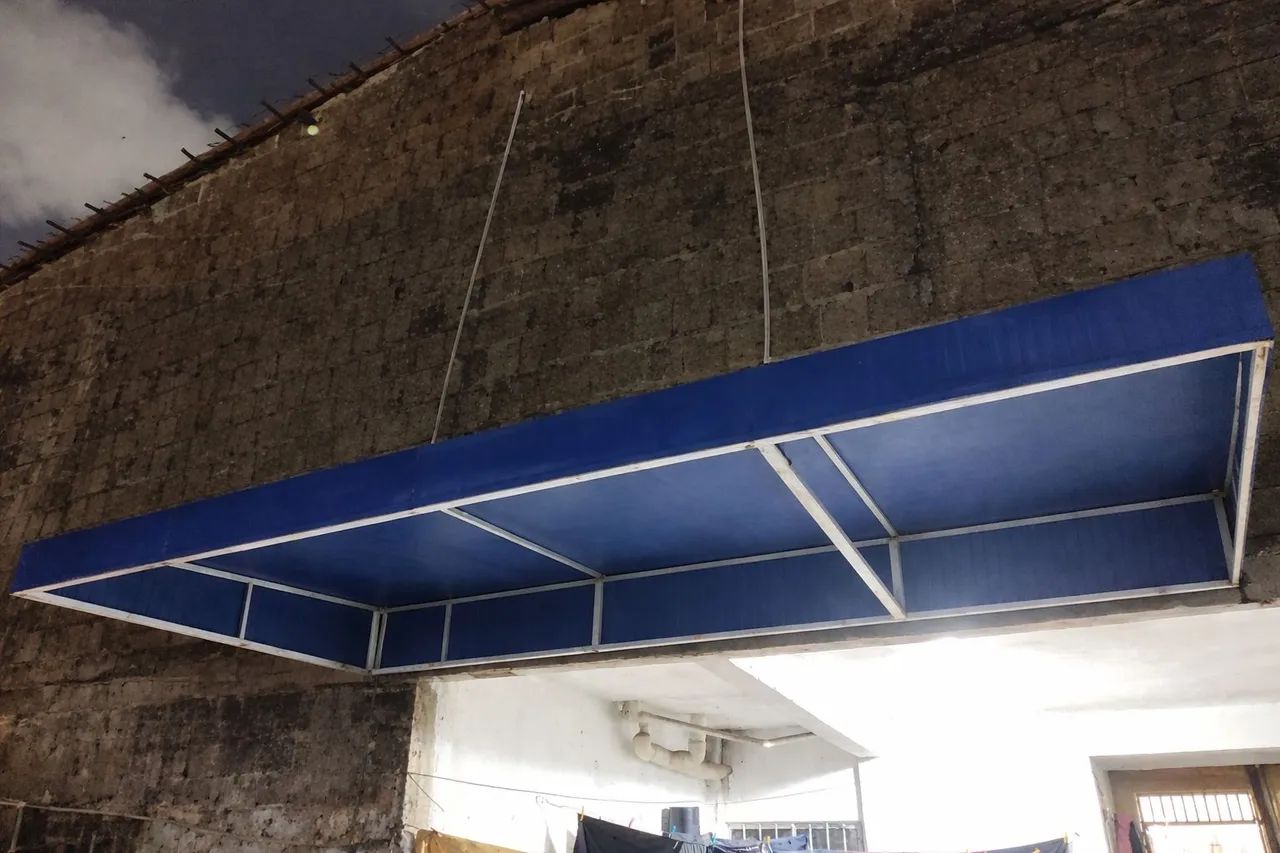 Toldo para fachada semi novo 