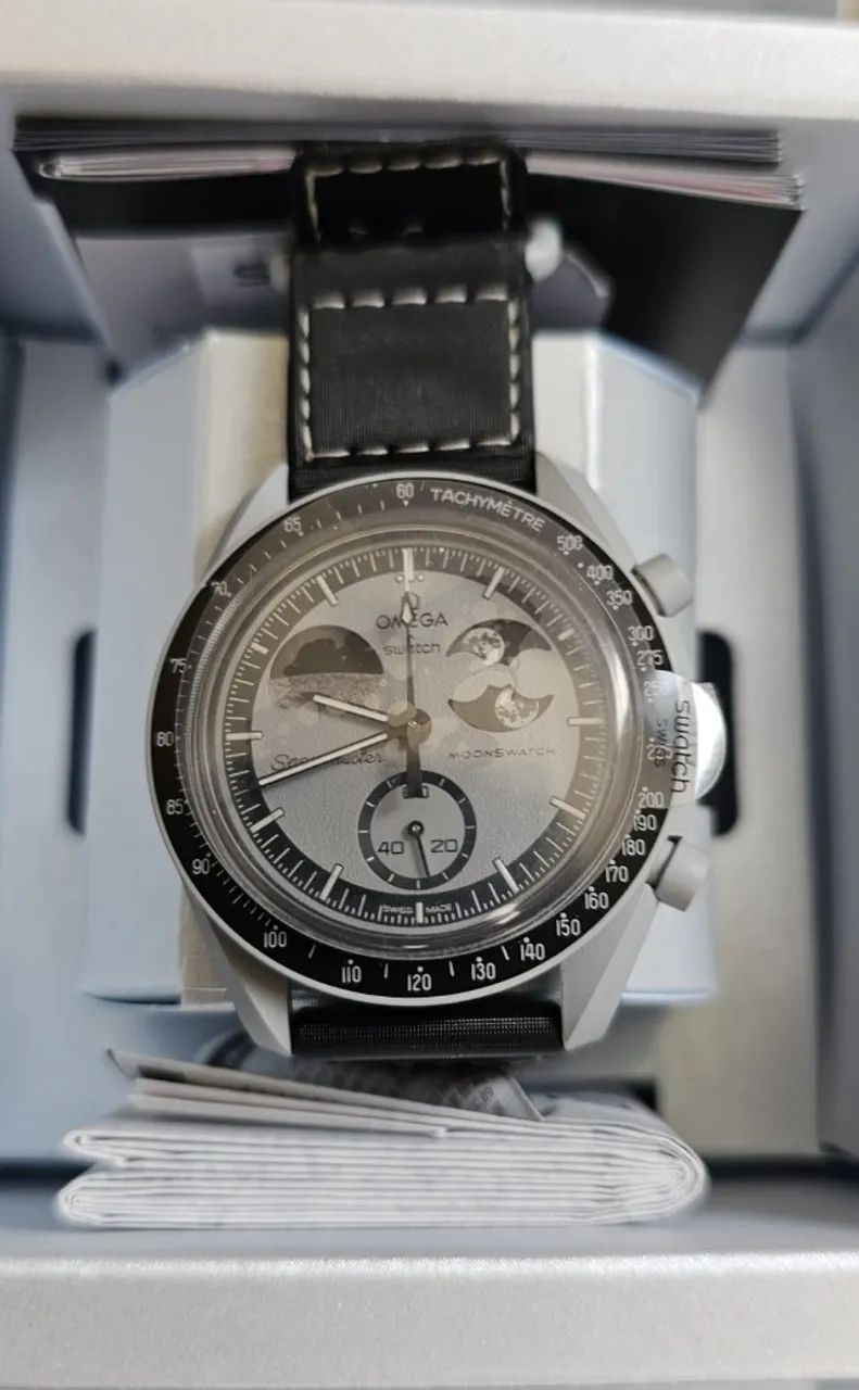Swatch Moonswatch Mission To Earthphase New (Usado)