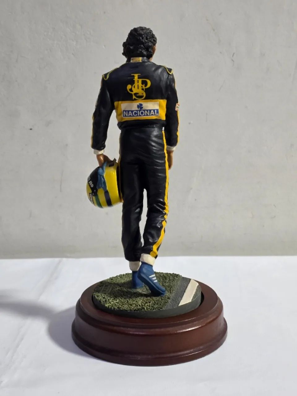 Rara Estátua Ayrton Senna Lotus-Renault John Player Special 1995