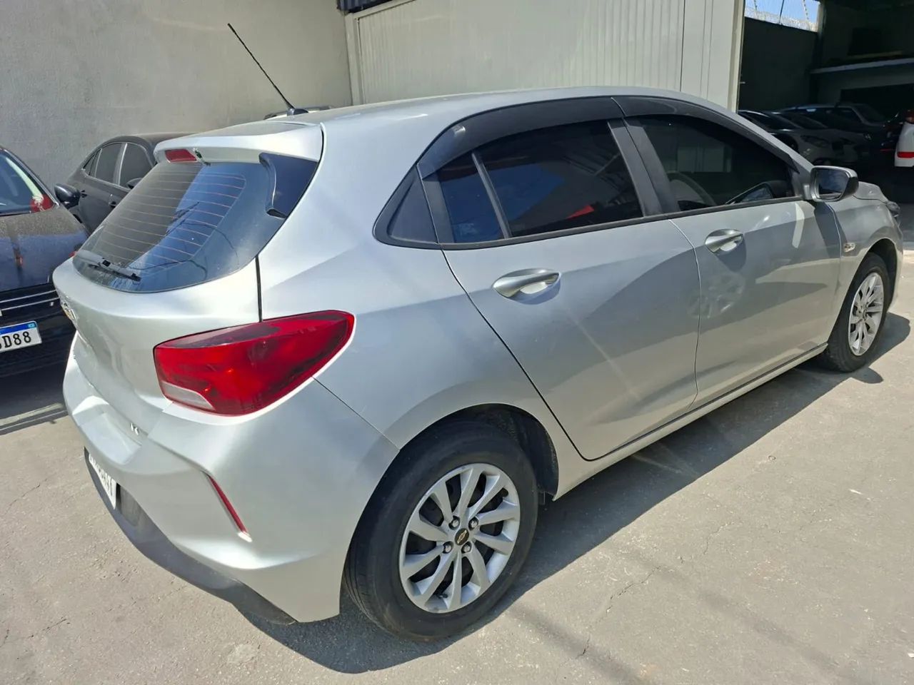 Chevrolet Onix Hatch LT 1.0 12V Flex Mec. 4P 2020 - Foto 5
