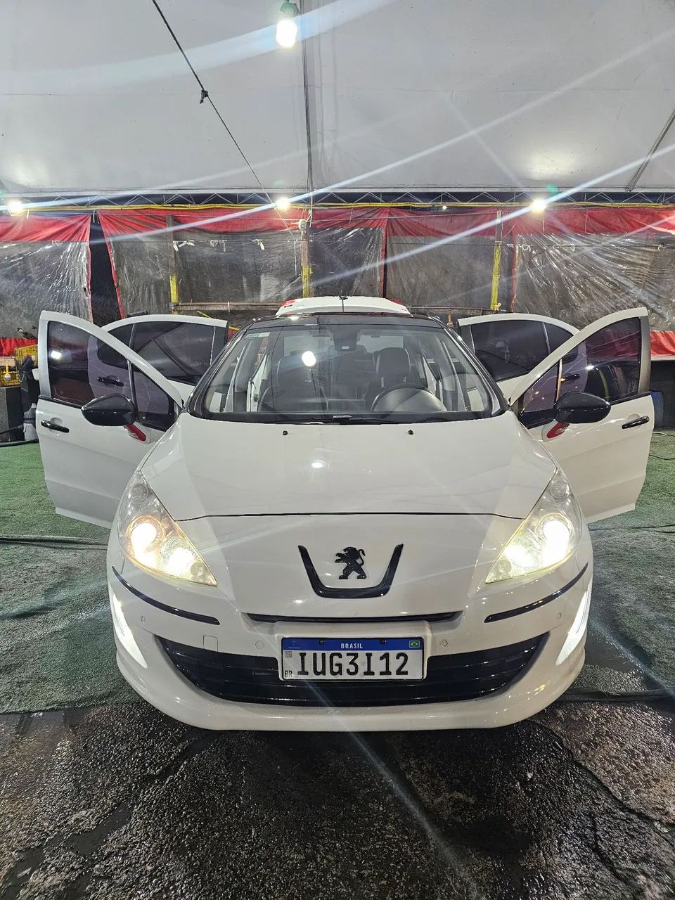 Peugeot 408 408 Sedan Griffe 1.6 Turbo 16V 4p Aut. 2013