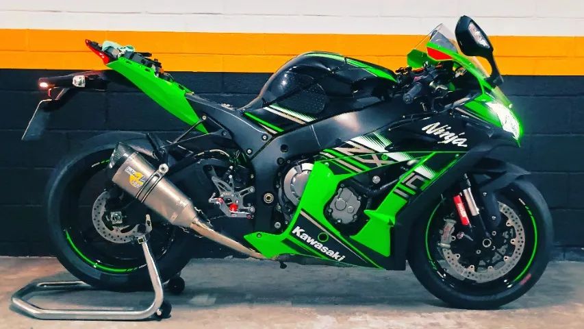 源一人　10.2尺 Escape Leo Vince zx10. 16/20 - Peças para motos - Centro, São