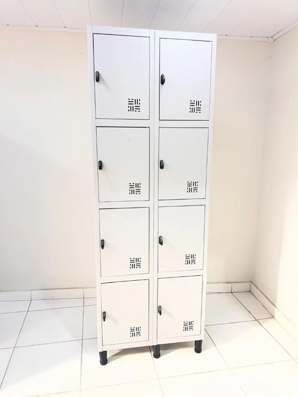 Roupeiro 08 Portas Pequenas (Promoção)