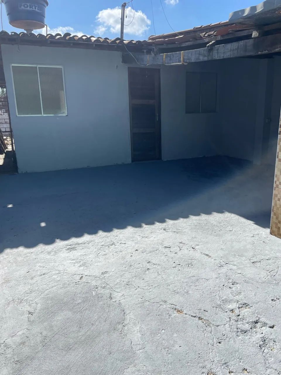 Alugo casa solta 