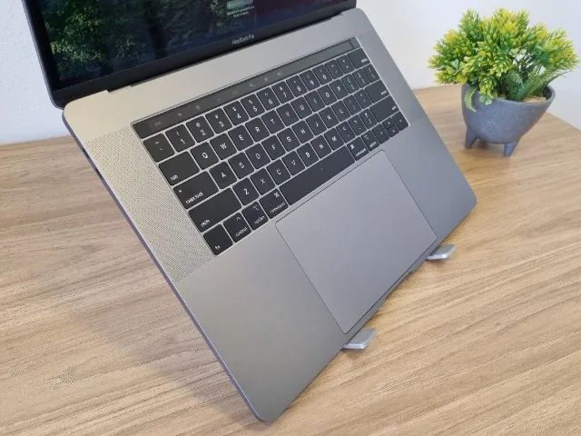 【CTO i7/16G/256G】MacBook Pro 2018 13 US Apple Macbook Pro 2018 Touch Bar - Core i7 | 256GB SSD | 16GB DDR4