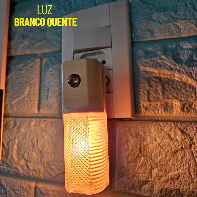 Stenio - Mini Abajur Noturno Bivolt com Sensor Automático para Tomada - SCS61 - Foto 4