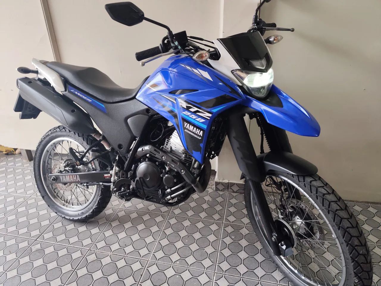 Xtz 250 Lander 2023