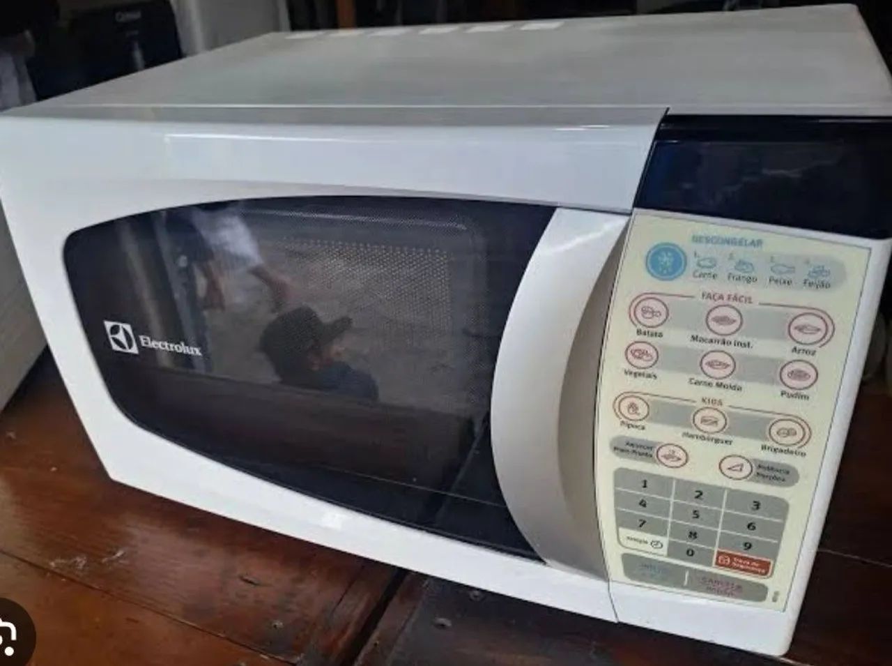 Microondas Eletrolux 250,00 entrego 