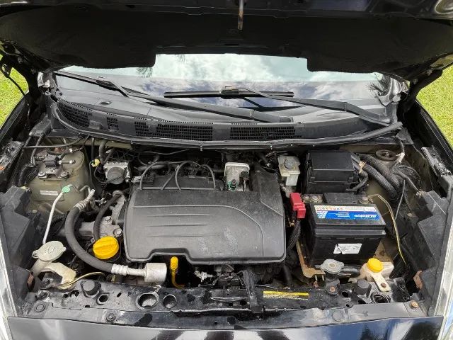 Nissan March 2015