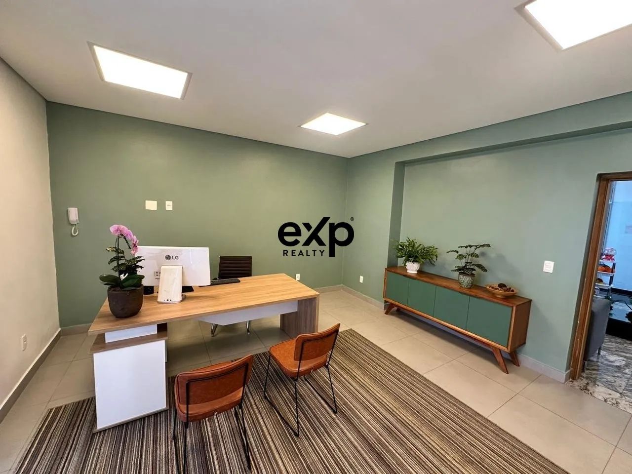 Excelente Oportunidade no Centro de Caieiras: Sala Comercial Mobiliada de 25 m² - Foto 3