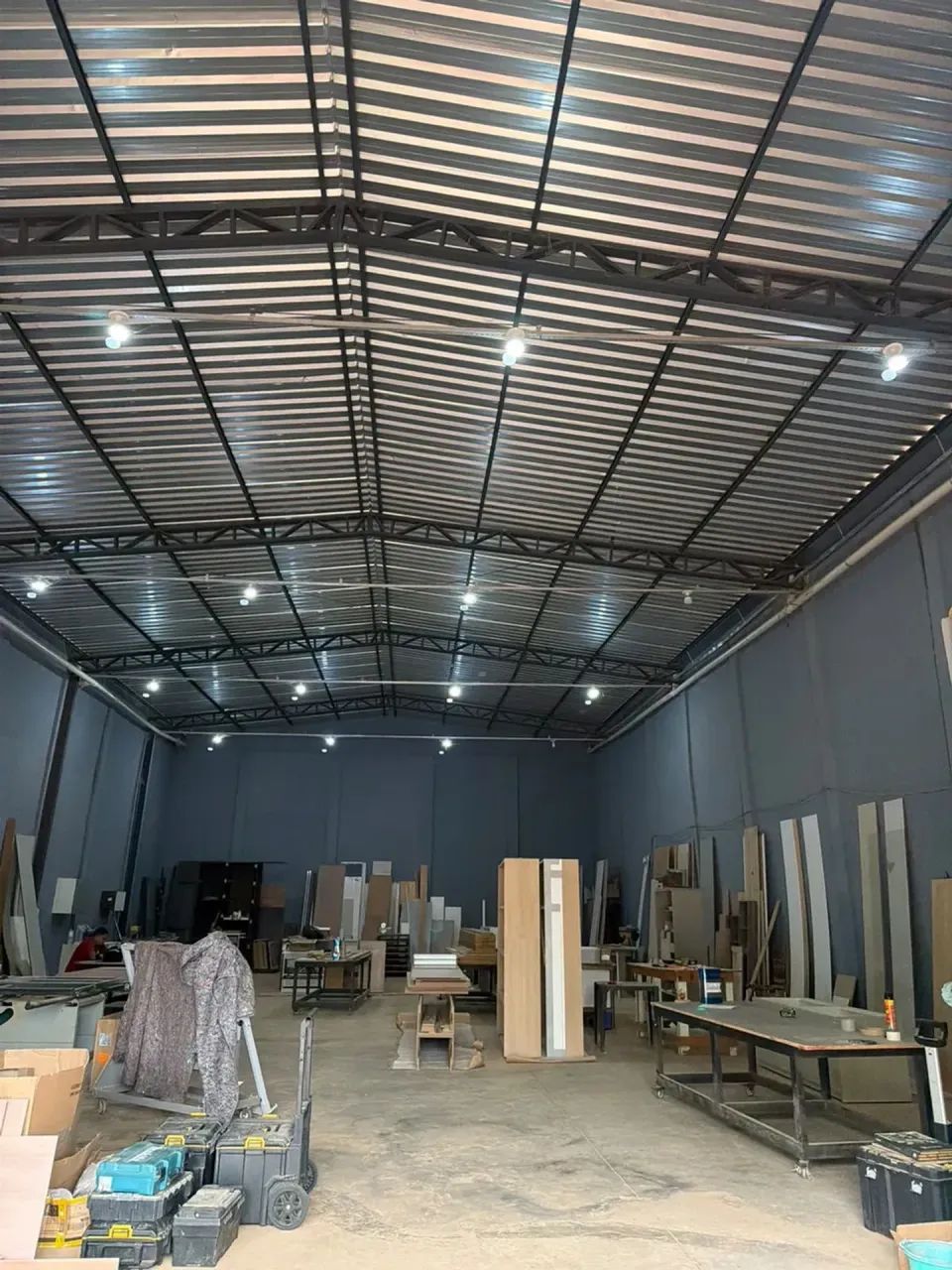 ALUGO BARRACÃO COMERCIAL NO JD. PETRÓPOLIS  VG