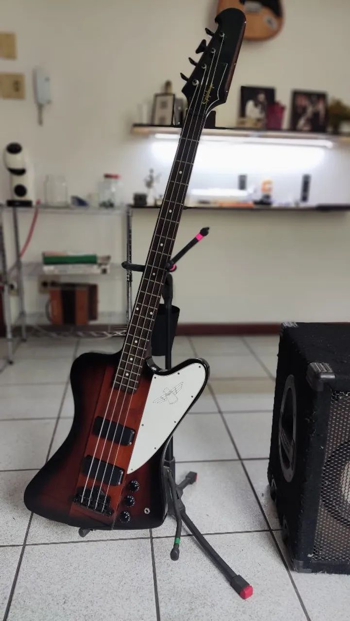 Baixo Epiphone Thunderbird 4 cordas