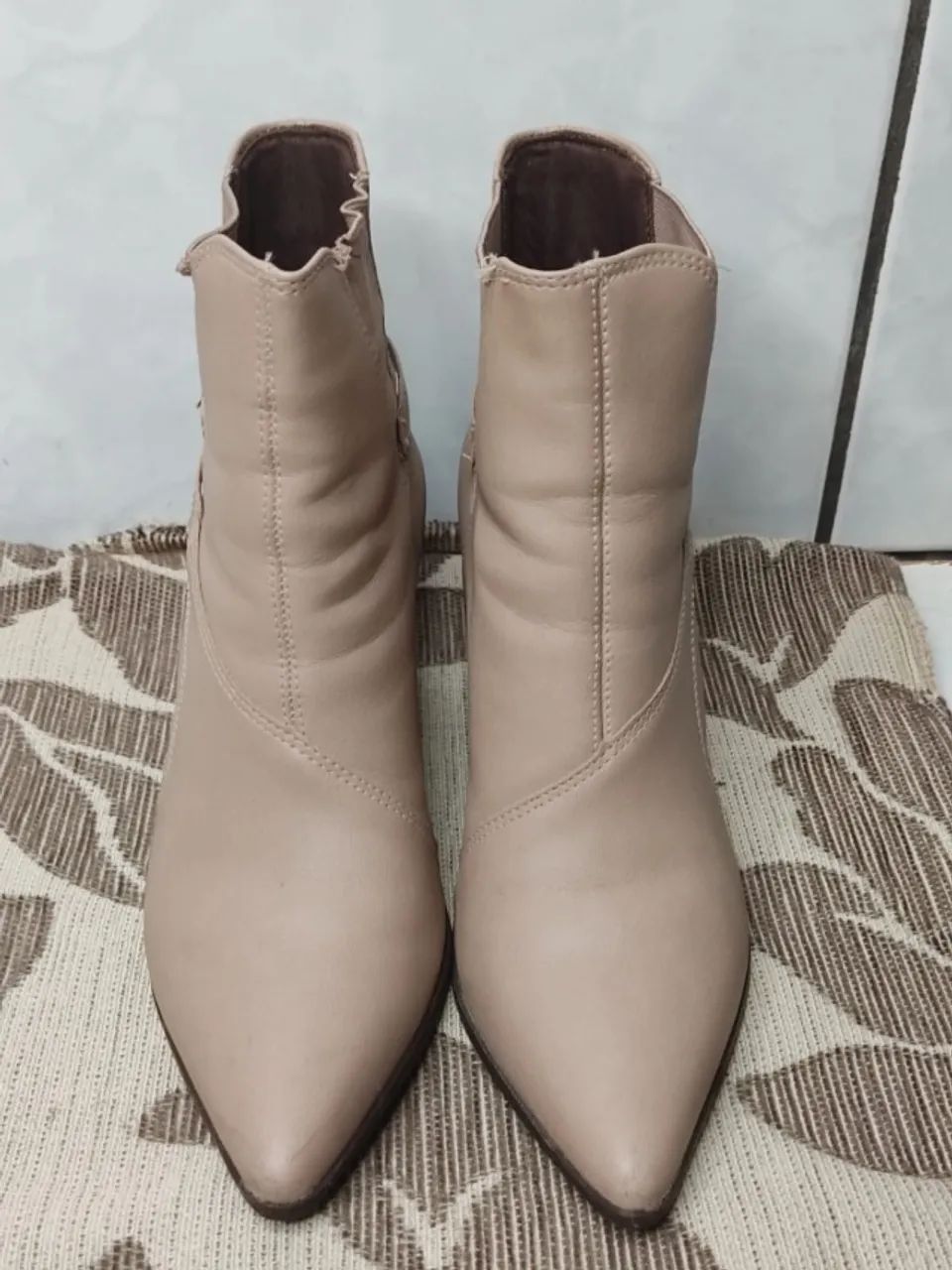 Bota feminina N° 37 - Foto 3