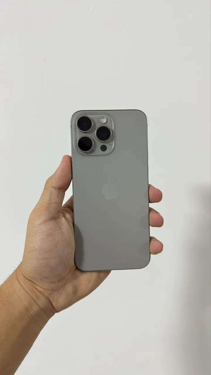 iPhone 15 pro Max 256gb titânio  - Foto 2