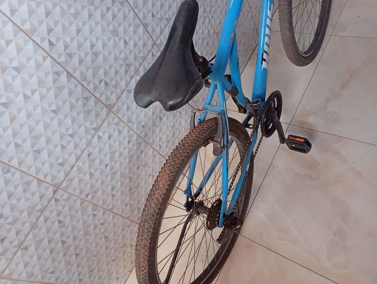 Vende-se Bicicleta pouco uso - Foto 4