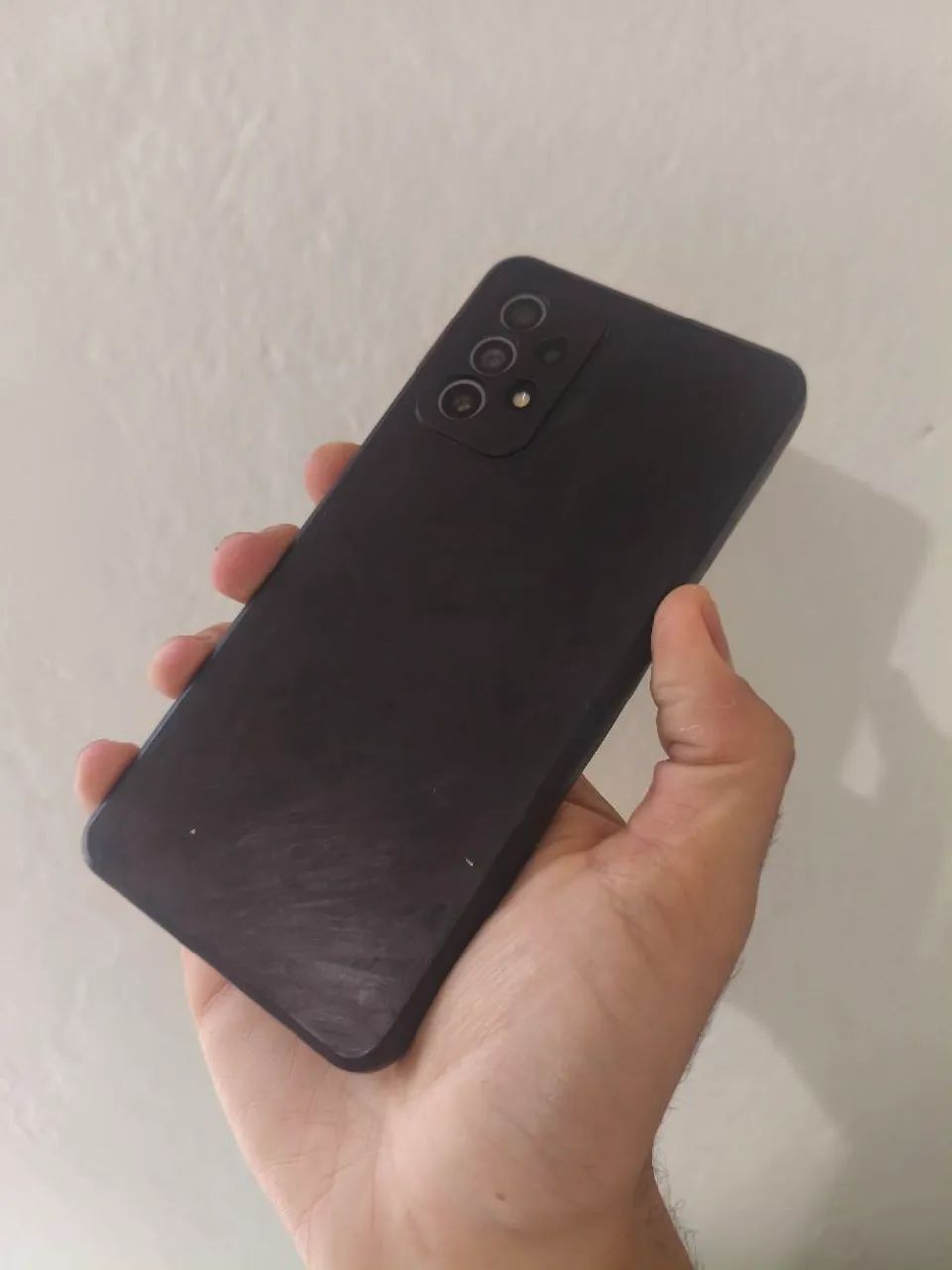 Smartphone Samsung Galaxy A72 + capinha - Foto 2