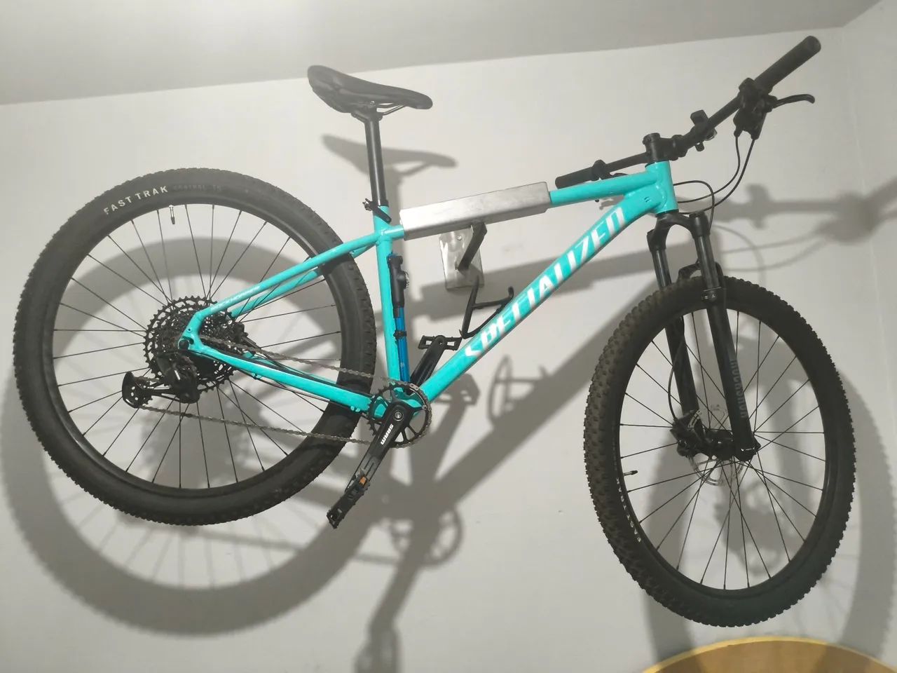 Bicicleta RockHopper Expert Specialized 
