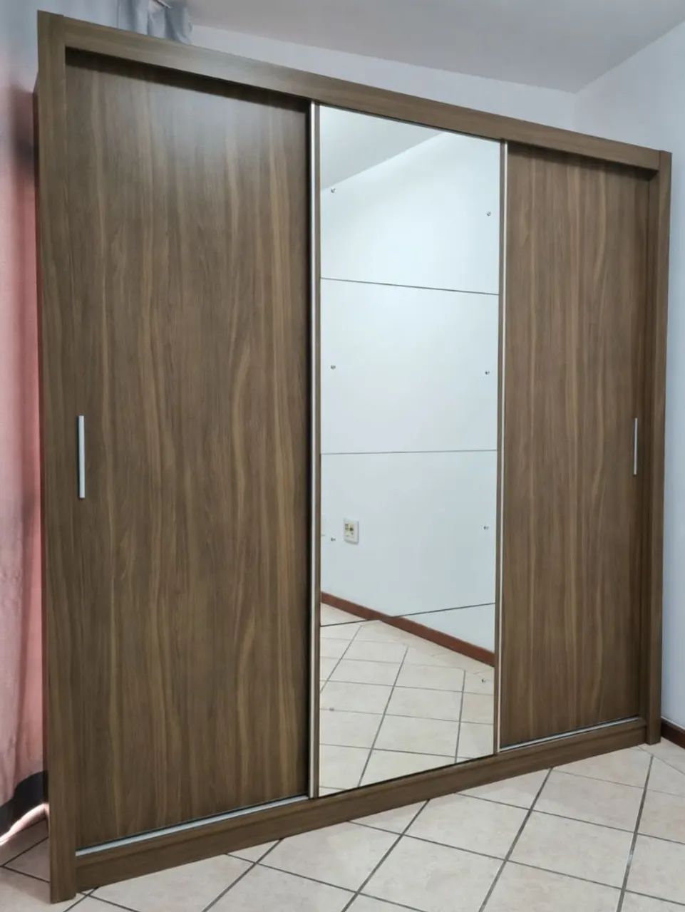 Lindo Roupeiro De Casal (ENTREGO E MONTO)