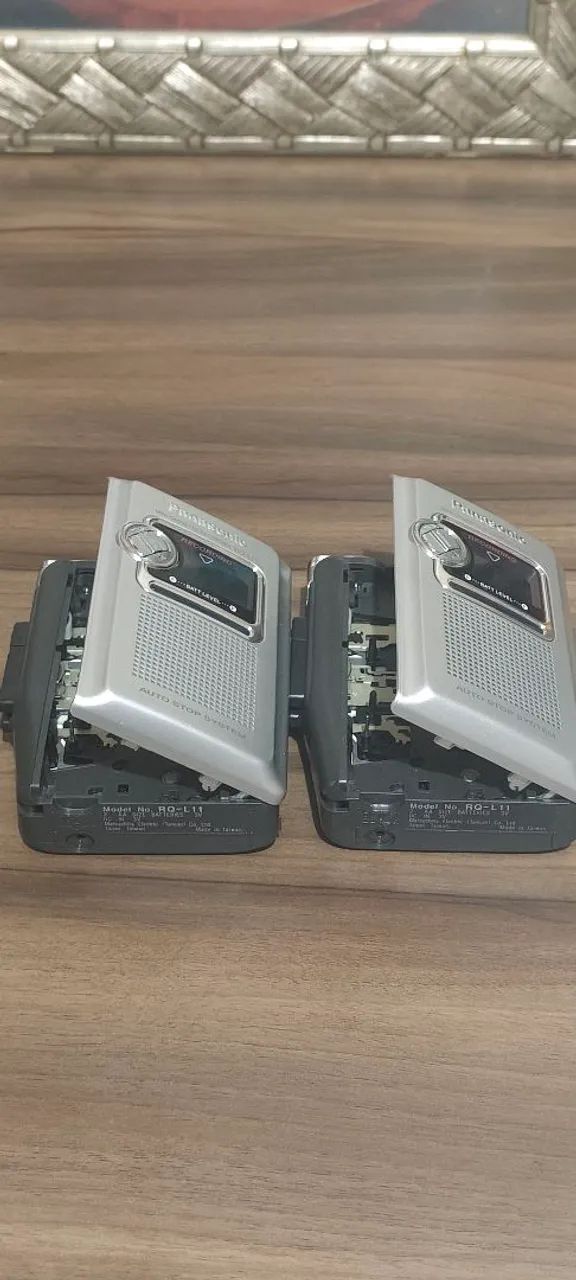 Gravadores Mini Cassete Panasonic RQ-L11 - Perfeito Funcionamento - Foto 3