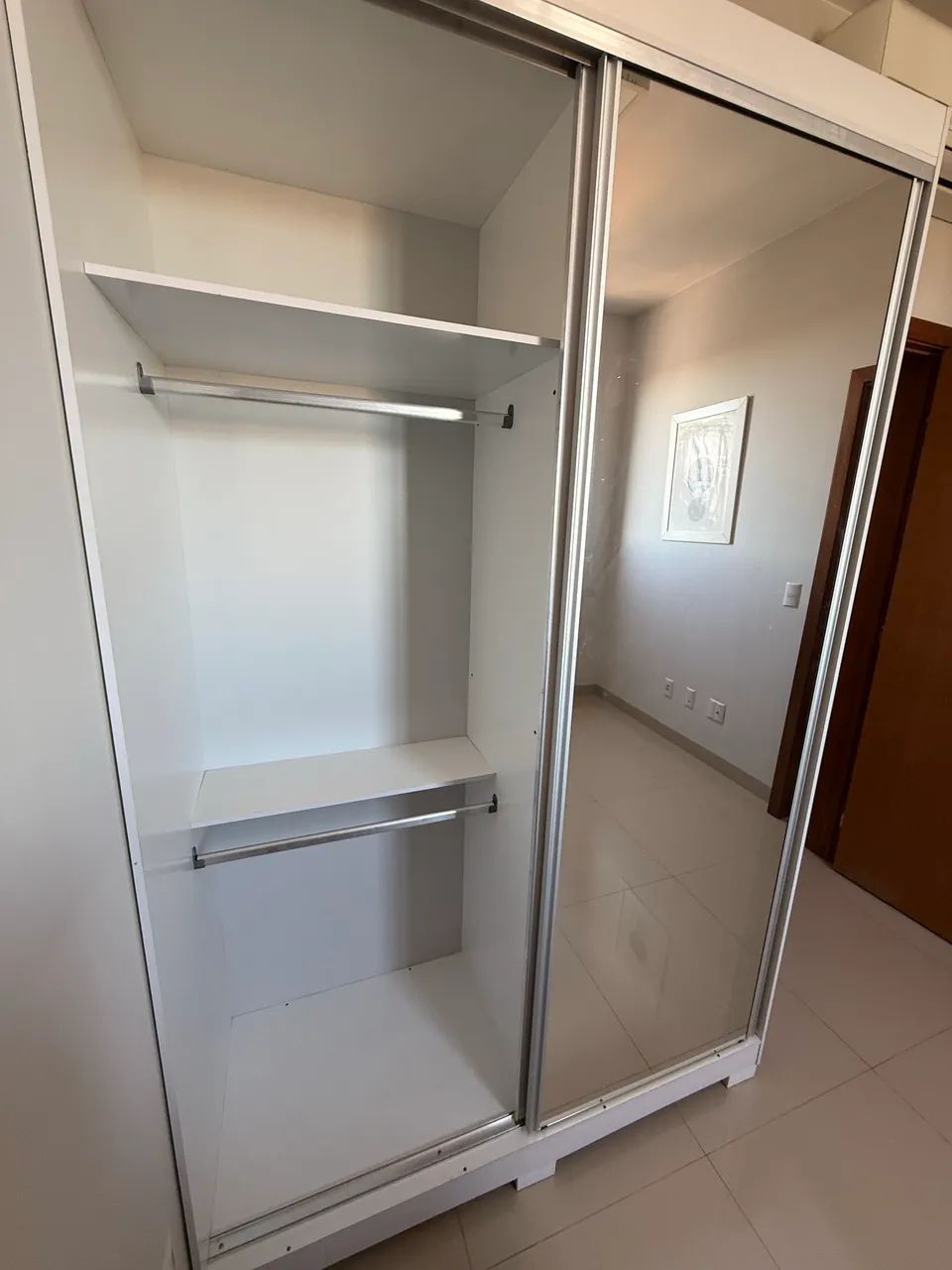 Guarda - Roupas Branco  - Foto 2