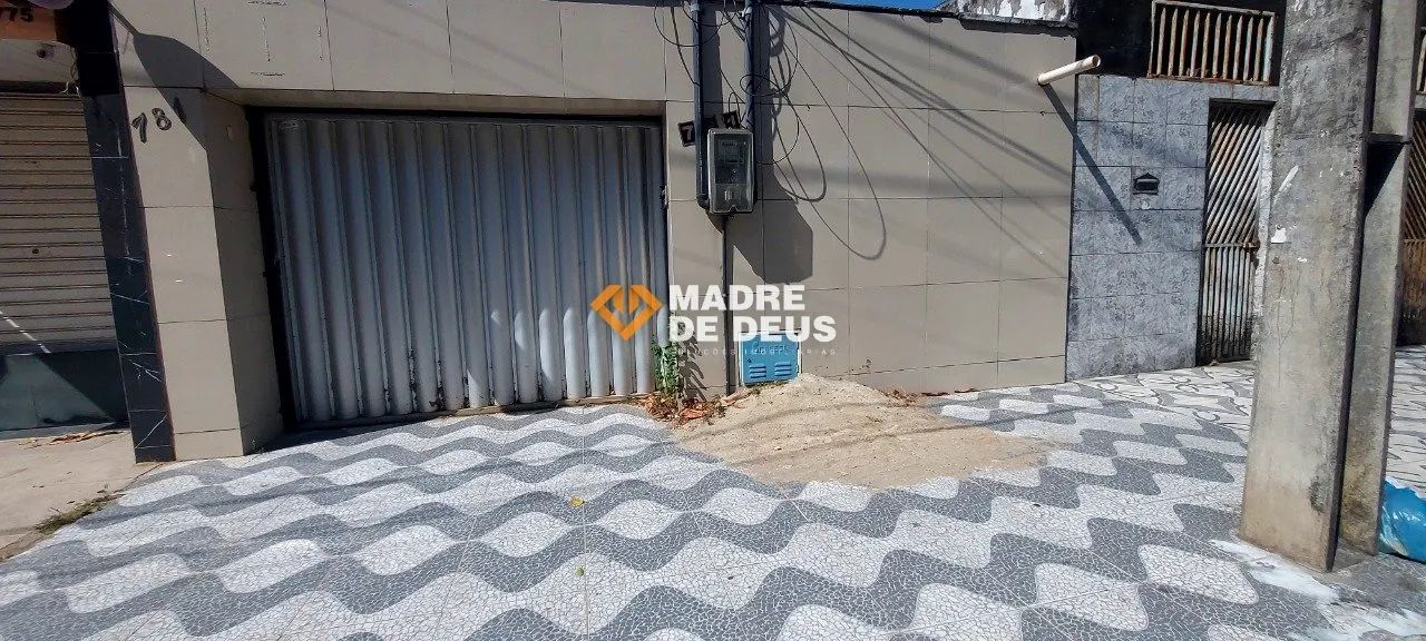 Imperdível! Linda Casa com 3 Suítes à Venda em Messejana