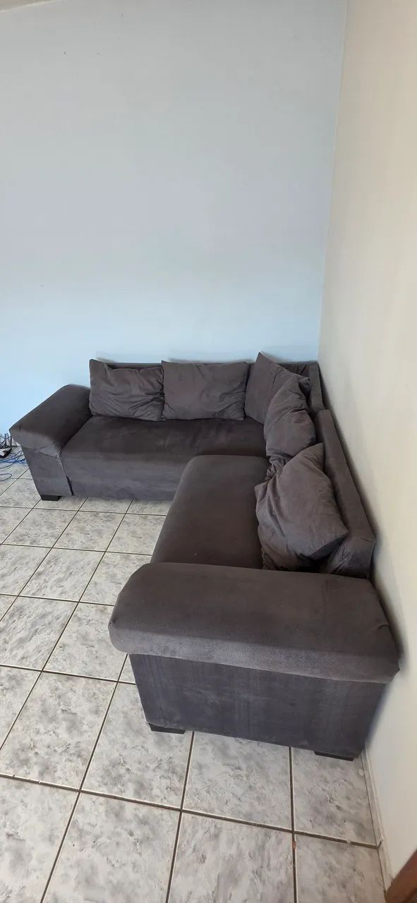 Sofá em L cinza  - Foto 2