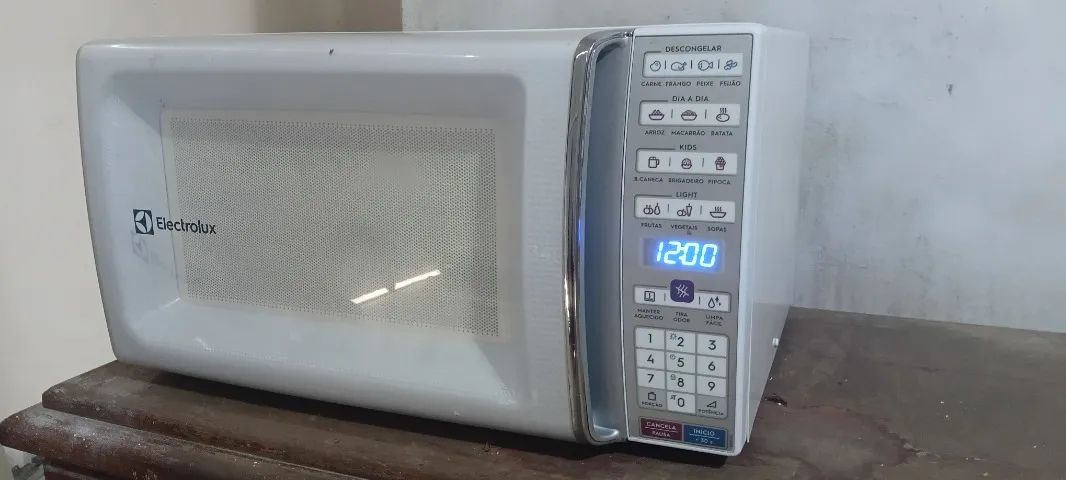 Microondas eletrolux 34 litros - Foto 3