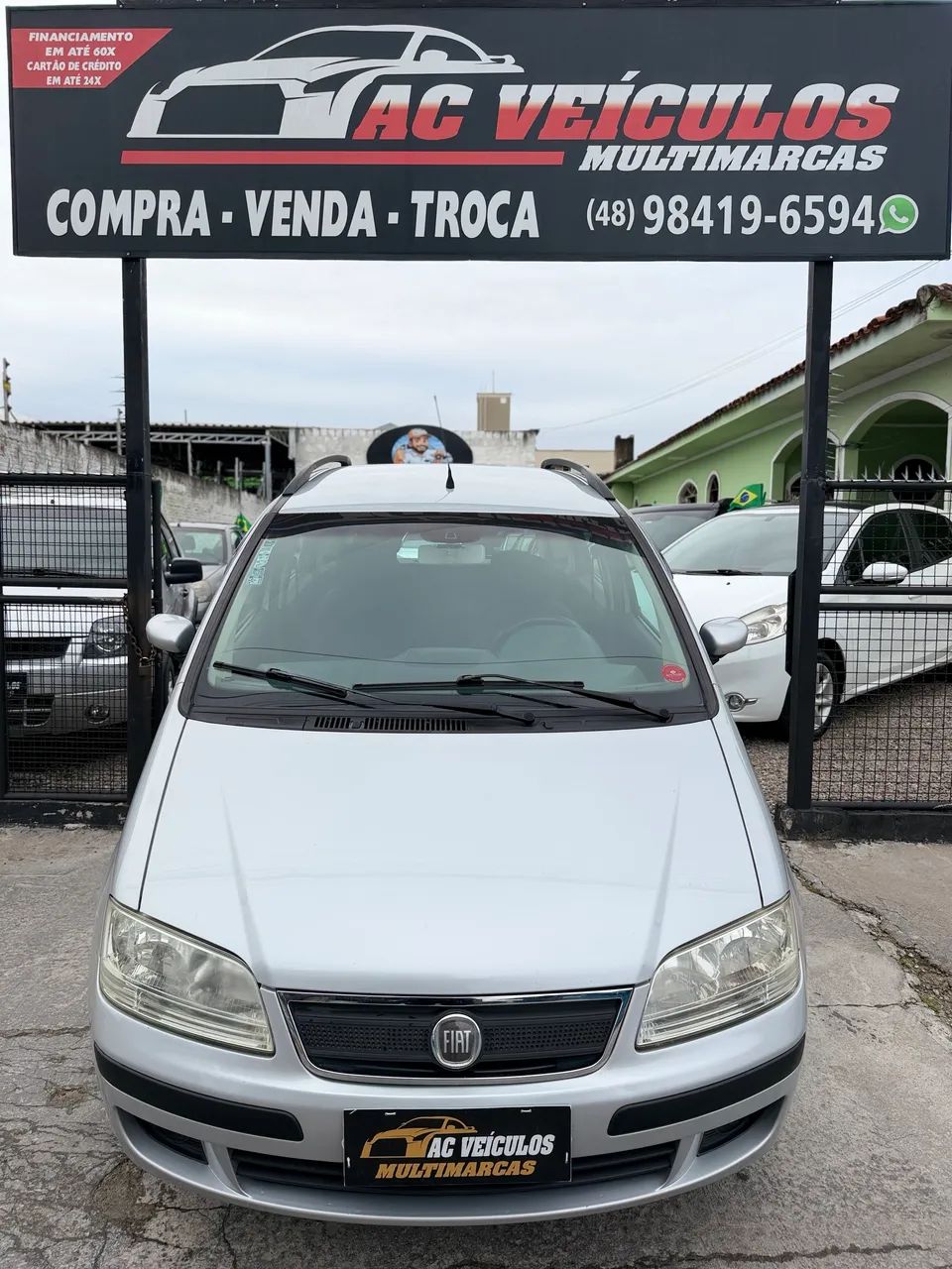 Fiat Idea ELX 1.4 MPI Fire Flex 8V 5P 2010 - Foto 3