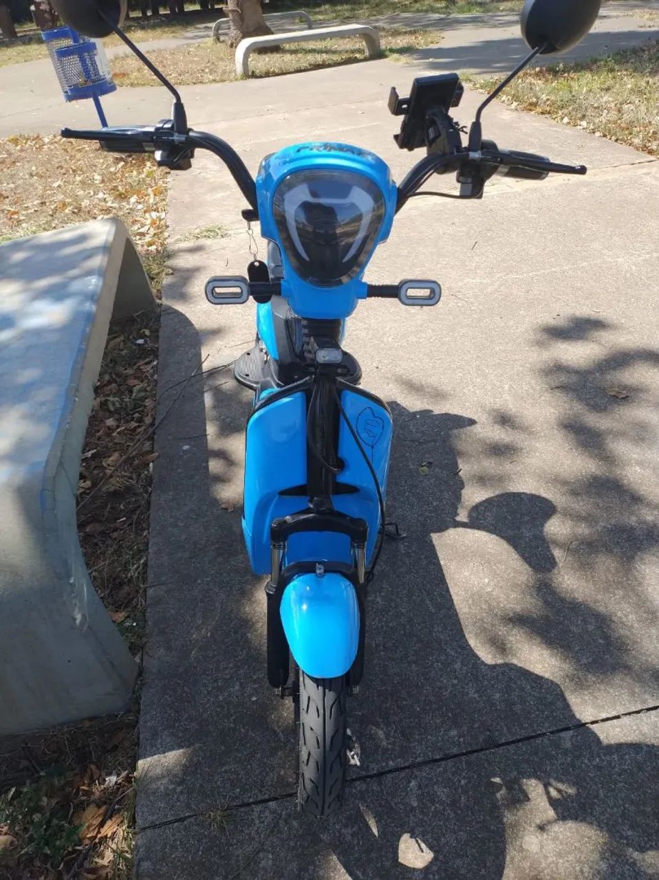 moto elétrica azul - Foto 2