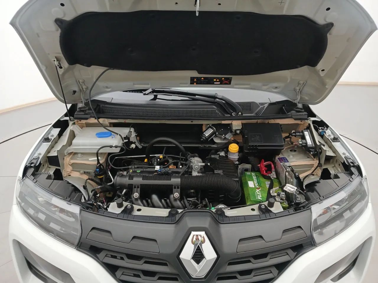 Renault Kwid 1.0 Zen, foto 10 de 18