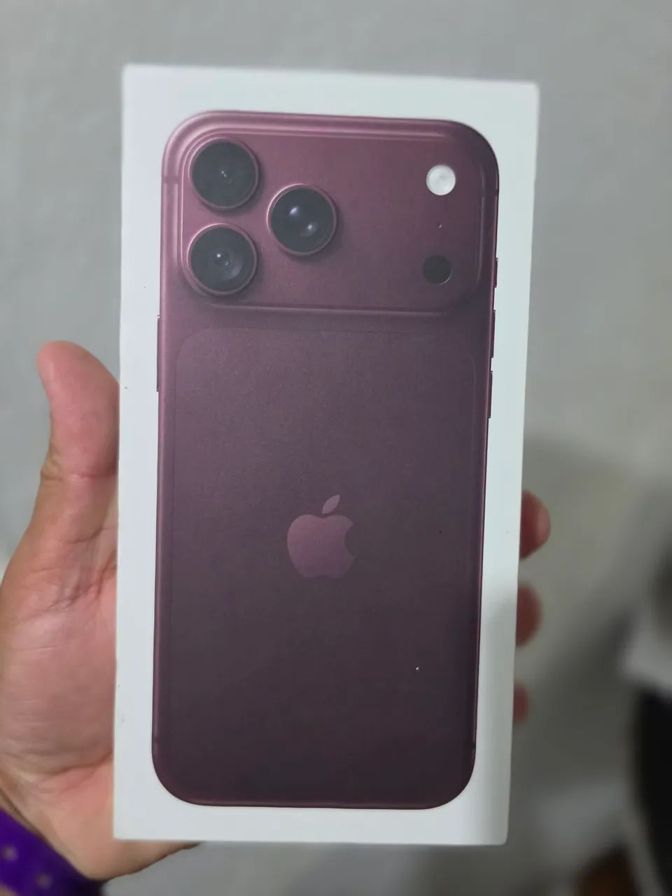 Iphone  18 pro max roxo 256gb