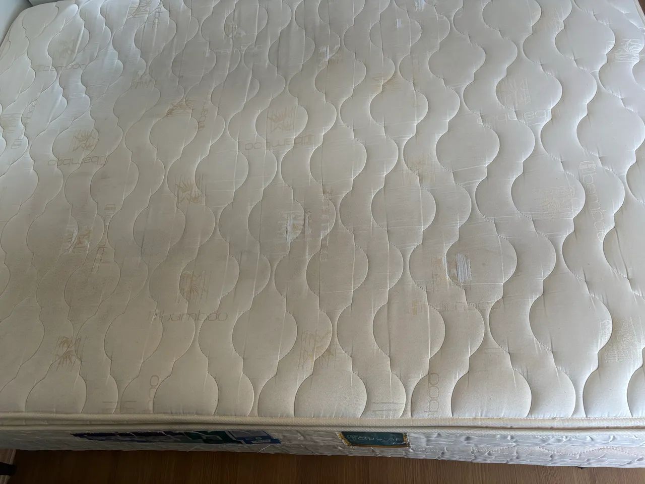 Cama Box Casal ótimo estado